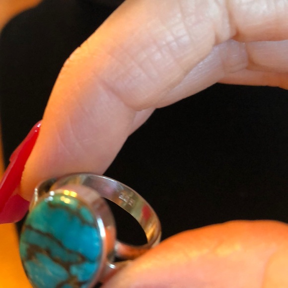 Larger Gold Veined Turquoise .925 Silver Ring - Picture 8 of 9